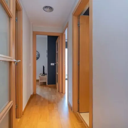 The Collection - Amazing 2 Bedroom With Balcony In Eixample Barcelona